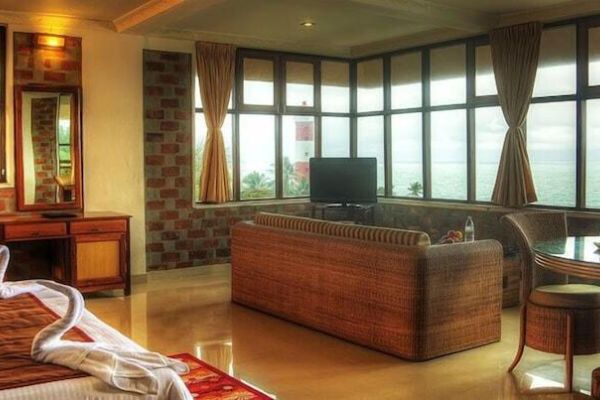 Sagara Beach Resort (Kovalam )